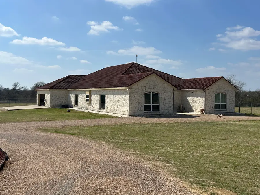 1220 Hinchliffe, Mexia, TX 76667 - #3