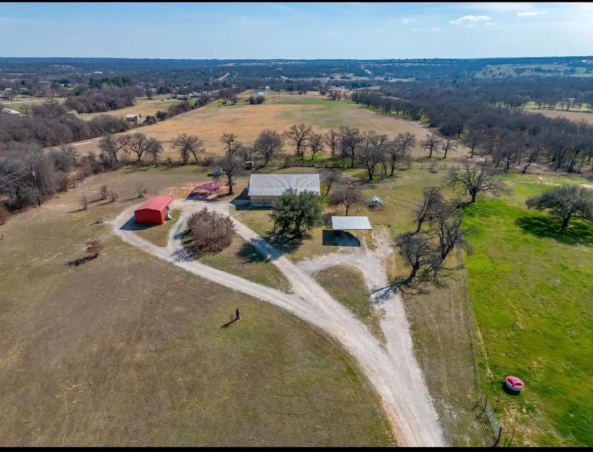 670 Loggins Trail, Poolville, TX 76487 - #1