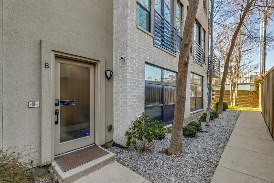 4618 Cedar Springs Road #B, Dallas, TX 75219 - #3