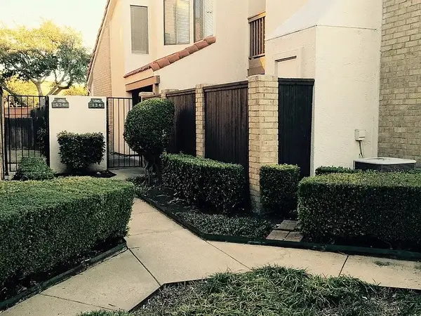 519 Ranch Trail #134, Irving, TX 75063