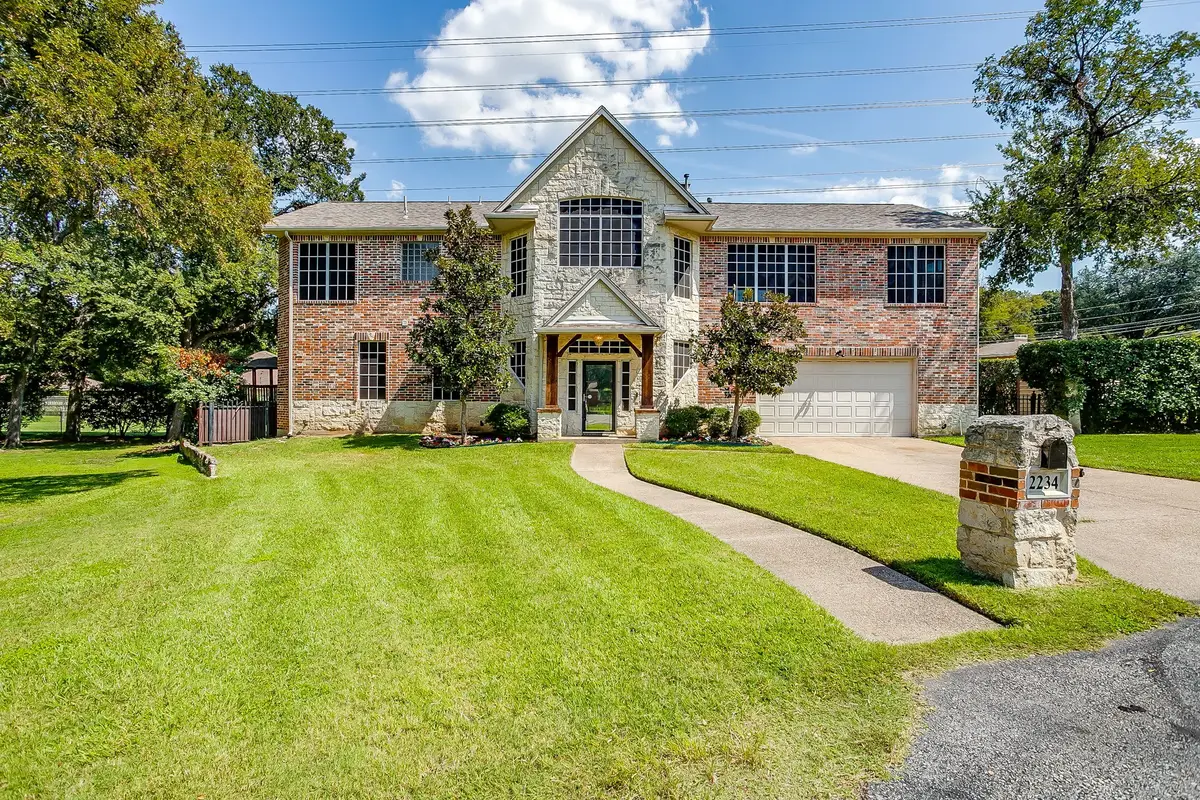 2234 Ivanhoe Circle, Grand Prairie, TX 75050 - #1