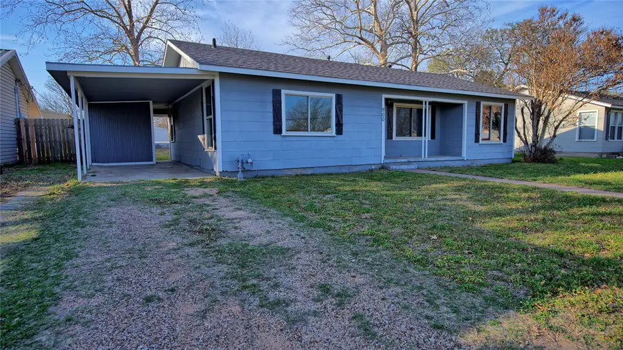 900 N Lamb Street, Bowie, TX 76230 - #3