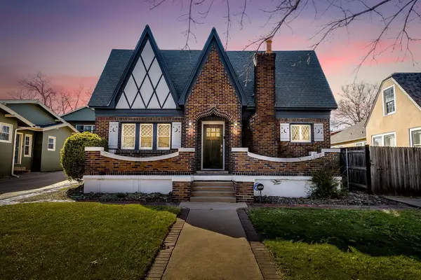 1804 Thomas Place, Fort Worth, TX 76107