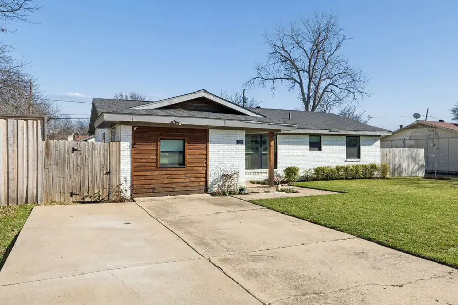3010 Joanna Drive, Farmers Branch, TX 75234 - #3