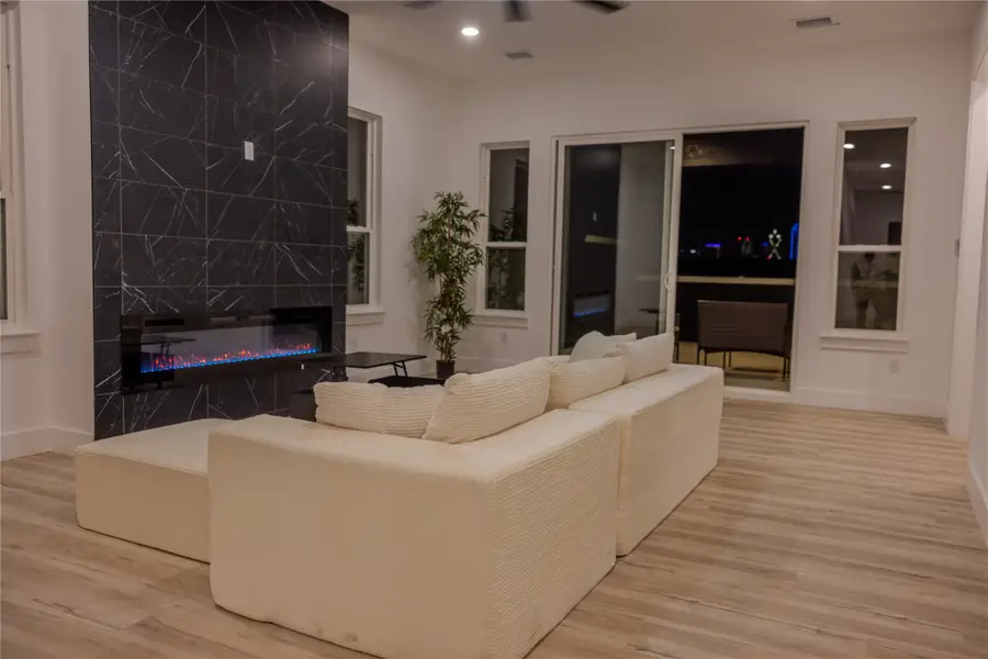 2802 Guymon Street, Dallas, TX 75212 - #3