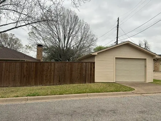 900 Tamara Street, Athens, TX 75751 - #3
