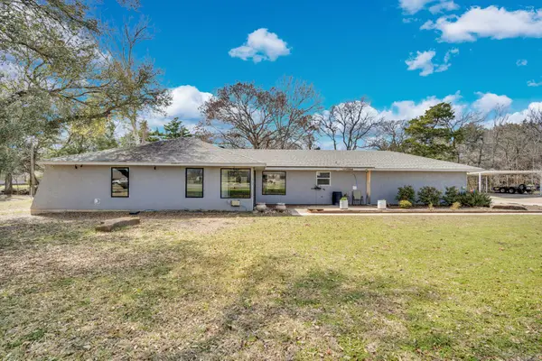 603 Lark Lane, Oak Leaf, TX 75154