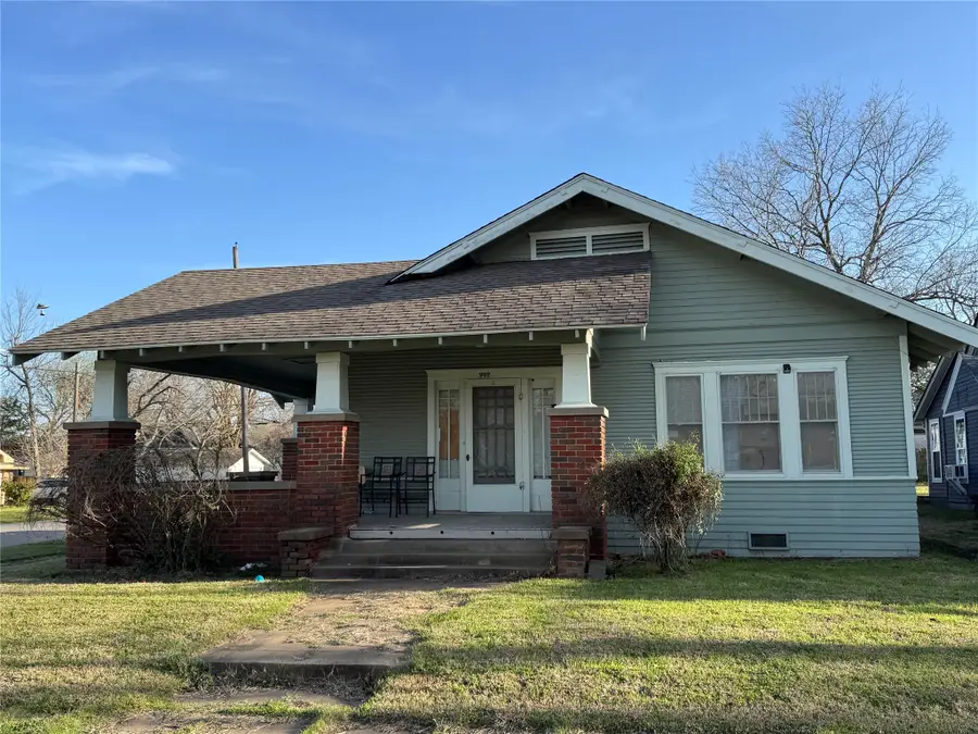 900 W Sears Street, Denison, TX 75020 - #2