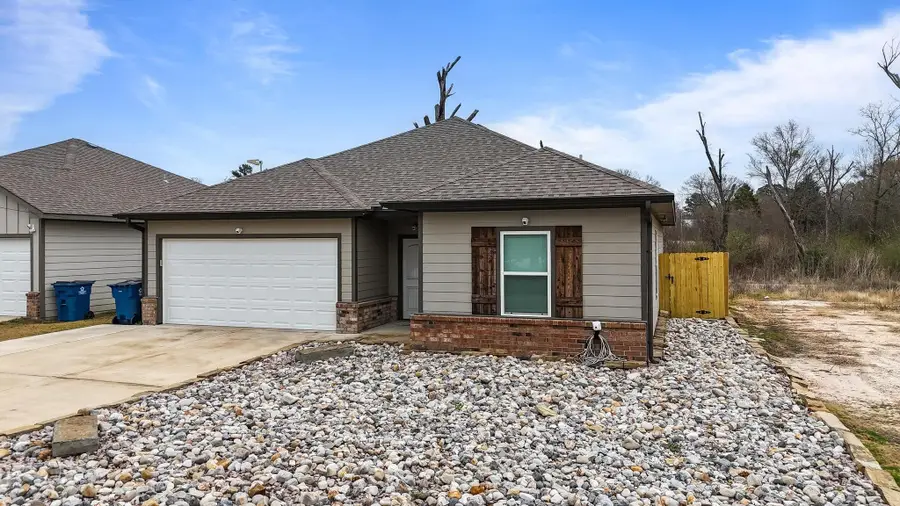 602 N Wofford Street, Athens, TX 75751 - #3