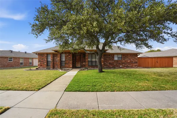 1004 Ledgemont Drive, Plano, TX 75025