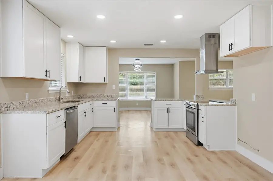 1200 Woodridge Circle, Euless, TX 76040 - #2