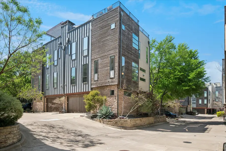 432 Trinity River Circle, Dallas, TX 75203 - #2