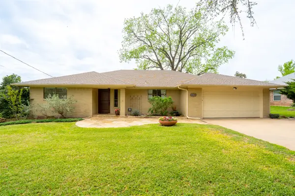 4027 Dakota Trail, Granbury, TX 76048