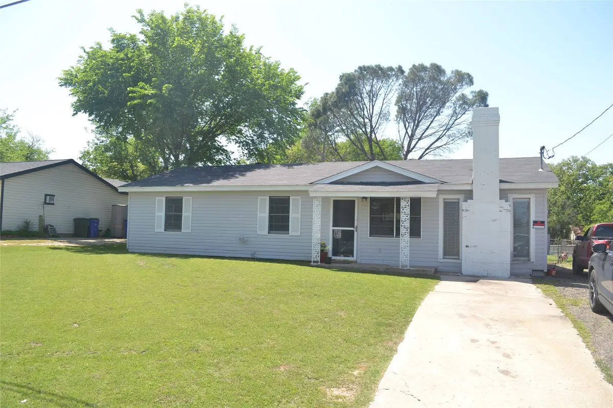 372 Shoreline Drive, Azle, TX 76020 - #1