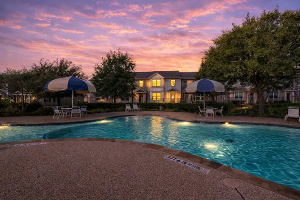 6948 Carrington Lane, Fort Worth, TX 76137