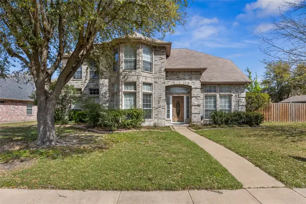 7402 Silver Lake Drive, Rowlett, TX 75089