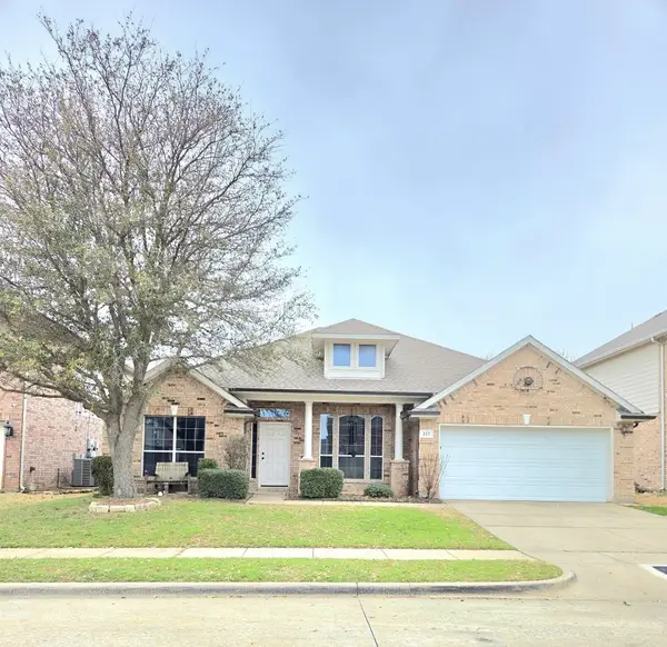 217 Cedar Crest Drive, Justin, TX 76247