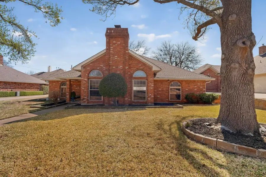 1110 Shady Oak Trail, Mansfield, TX 76063 - #2