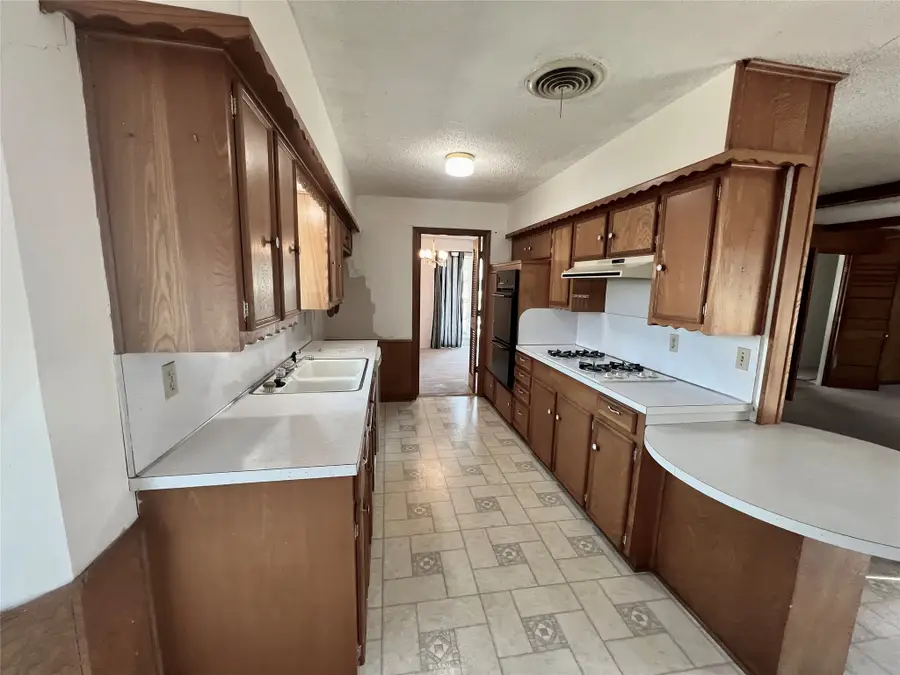 813 Misty Glen Drive, Desoto, TX 75115 - #2