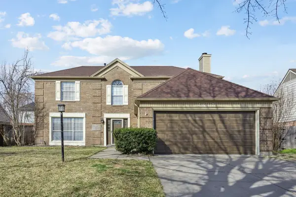 4417 Cabot Drive, Grand Prairie, TX 75052