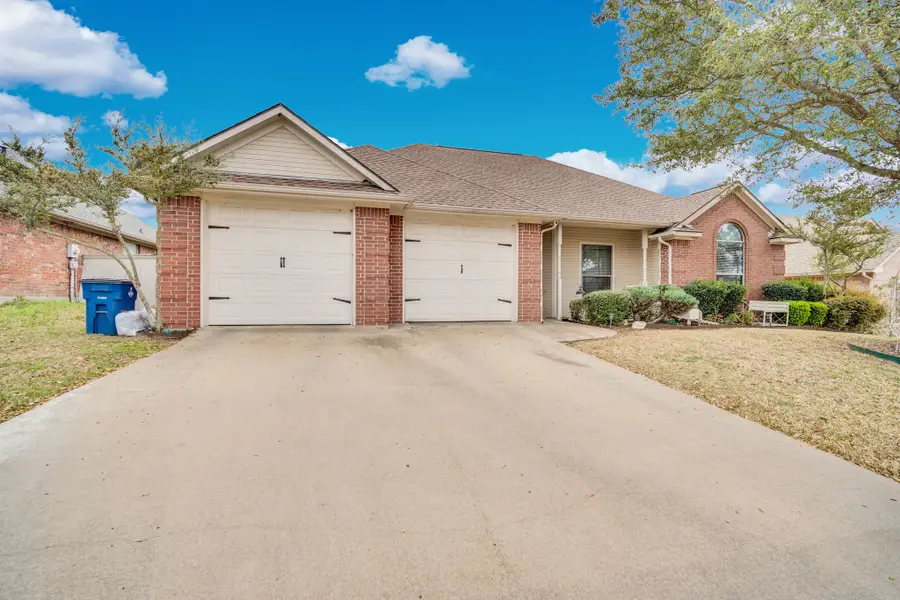 1305 Louise Lane, Ennis, TX 75119 - #3