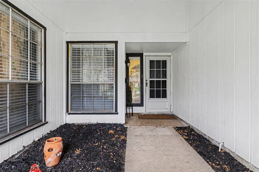 1806 Briar Meadow Drive, Arlington, TX 76014 - #2