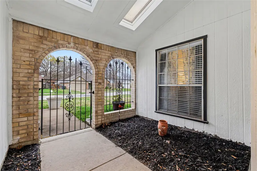 1806 Briar Meadow Drive, Arlington, TX 76014 - #3