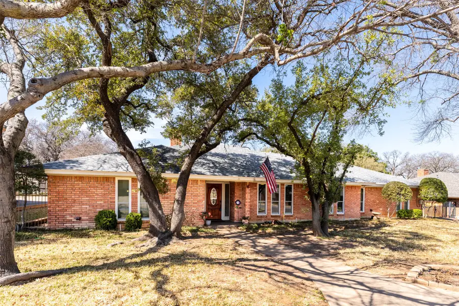 1410 Woodbine Street, Arlington, TX 76012 - #2