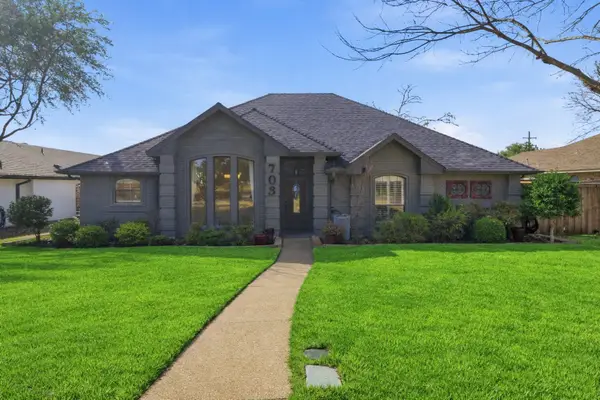 703 Lake Meadows Court, Rockwall, TX 75087