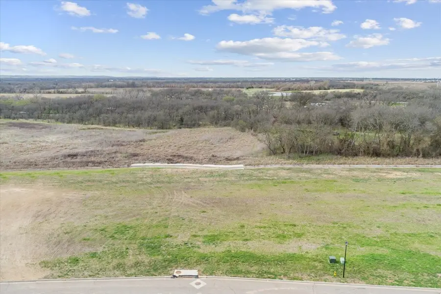 109 Amistad Circle, McGregor, TX 76657 - #2