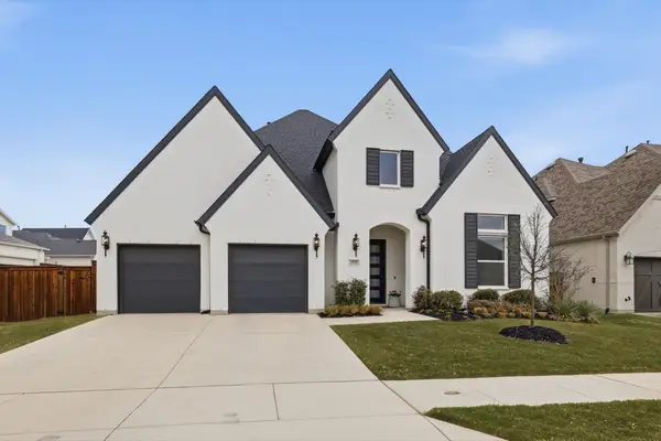 2020 Grey Bark Street, Fort Worth, TX 76008