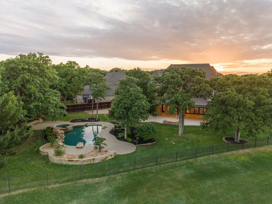 4 Heatherstone Court, Trophy Club, TX 76262 - #2