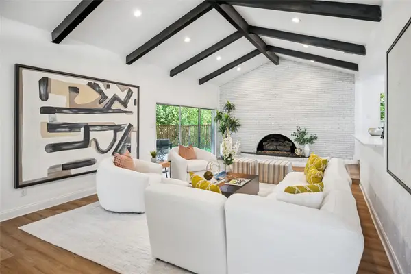 912 Glen Oaks Boulevard, Dallas, TX 75232