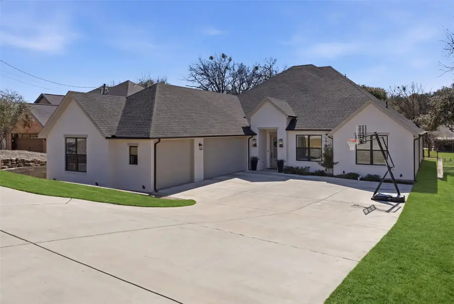 4109 Cimmaron Trail, Granbury, TX 76049 - #2