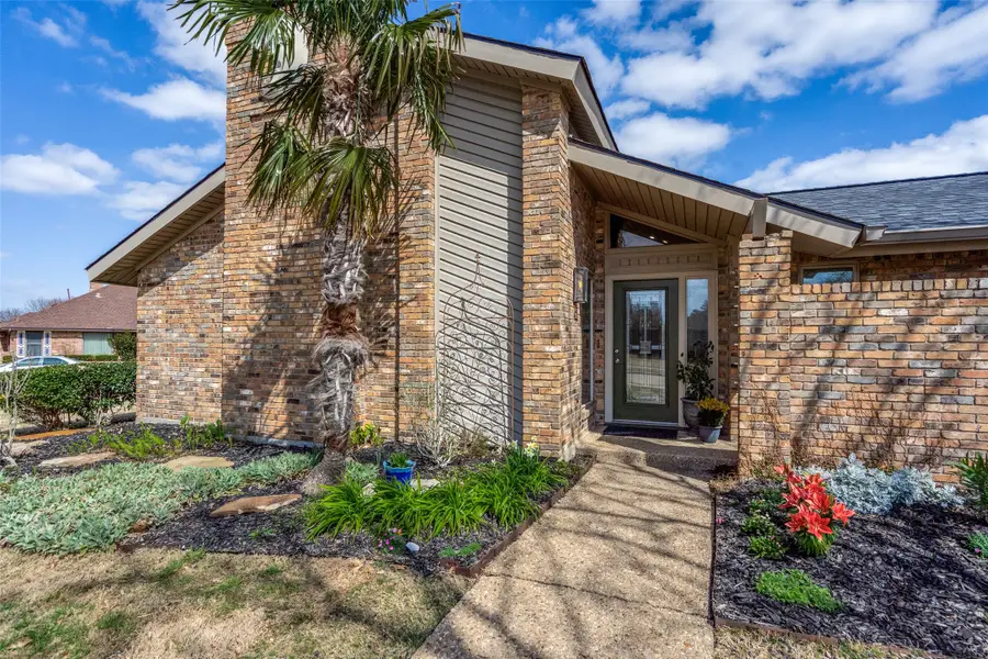 3901 Medina Drive, Plano, TX 75074 - #2