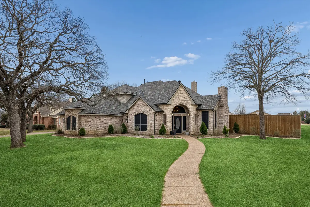 416 Bronco Circle, Shady Shores, TX 76208 - #1