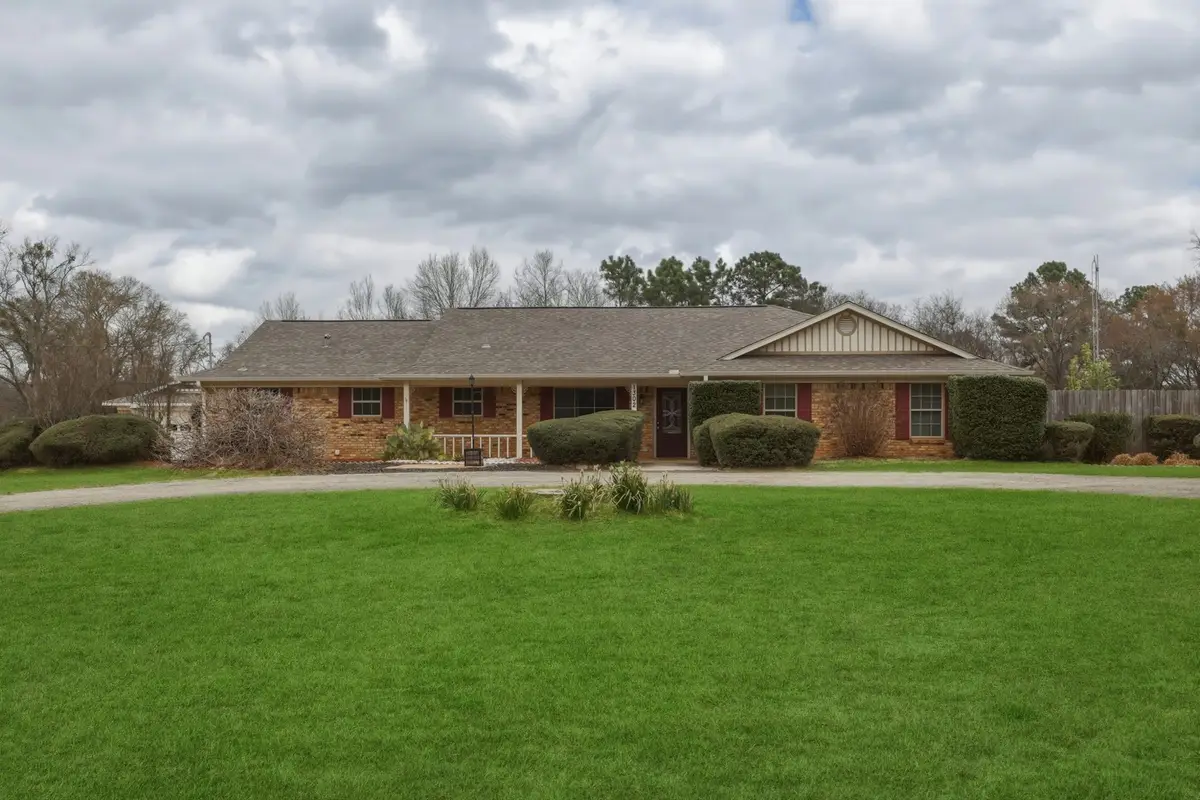 1302 Jeff Davis Drive, Tyler, TX 75703 - #1