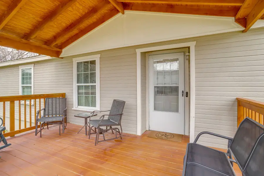 202 S Avenue C, Blum, TX 76627 - #3