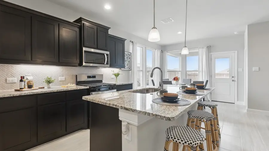 1919 Cherokee Lane, Cleburne, TX 76033 - #2