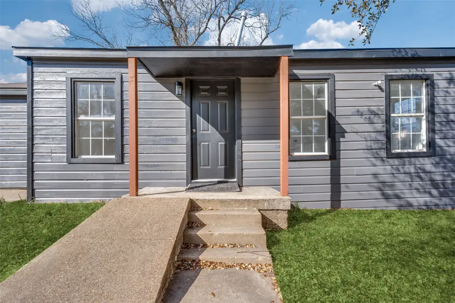 1559 E Ohio Avenue, Dallas, TX 75216 - #2