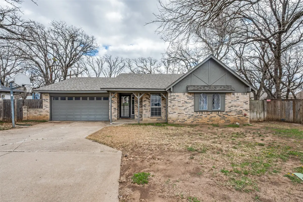 2116 Holt Road, Arlington, TX 76006 - #1