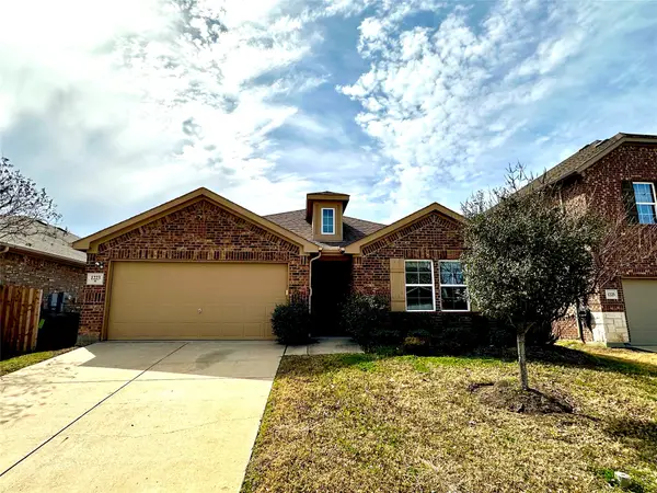 1223 Mount Olive Lane, Forney, TX 75126