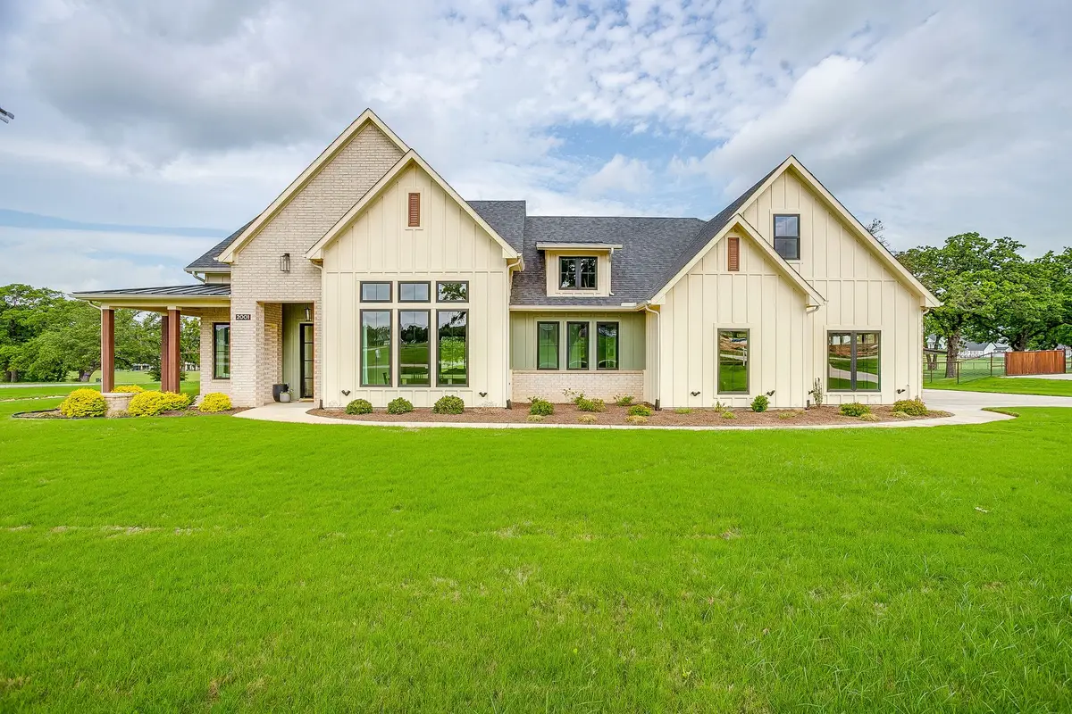 2001 Pinetree Post, Weatherford, TX 76087 - #1
