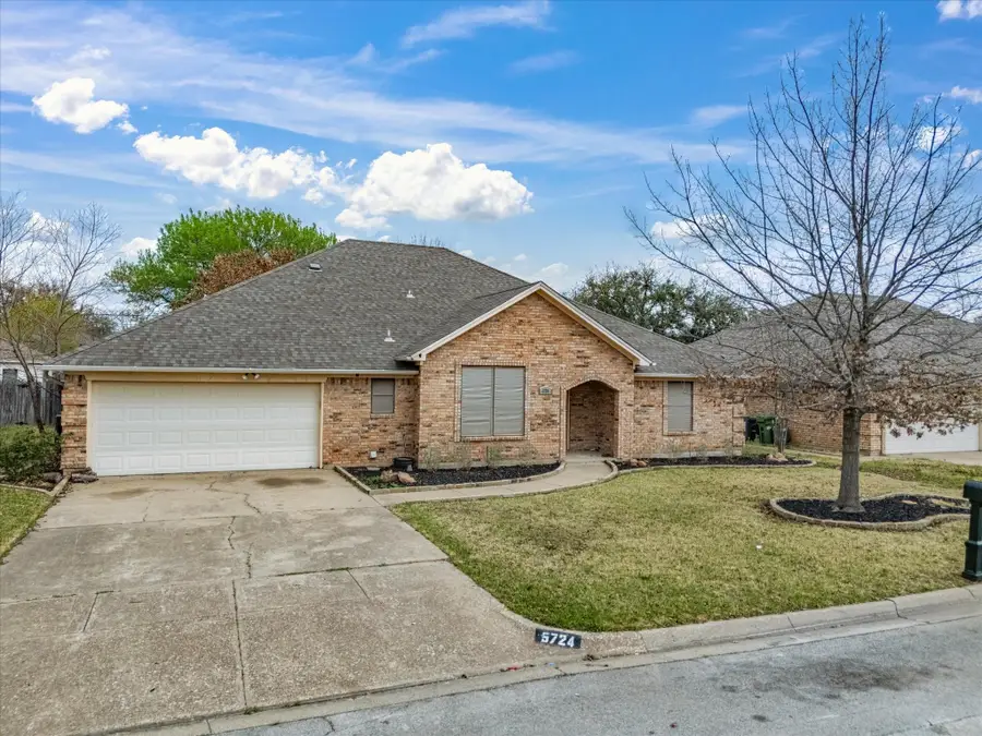 5724 Puerto Vallarta Drive, North Richland Hills, TX 76180 - #3