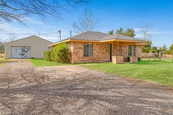 315 County Road 44100, Powderly, TX 75473