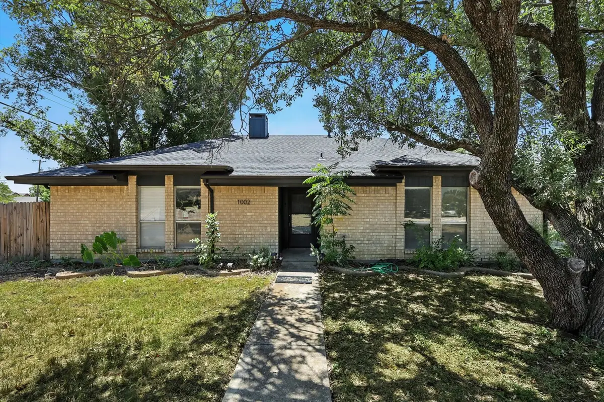 1002 Kingston Drive, Lewisville, TX 75067 - #1