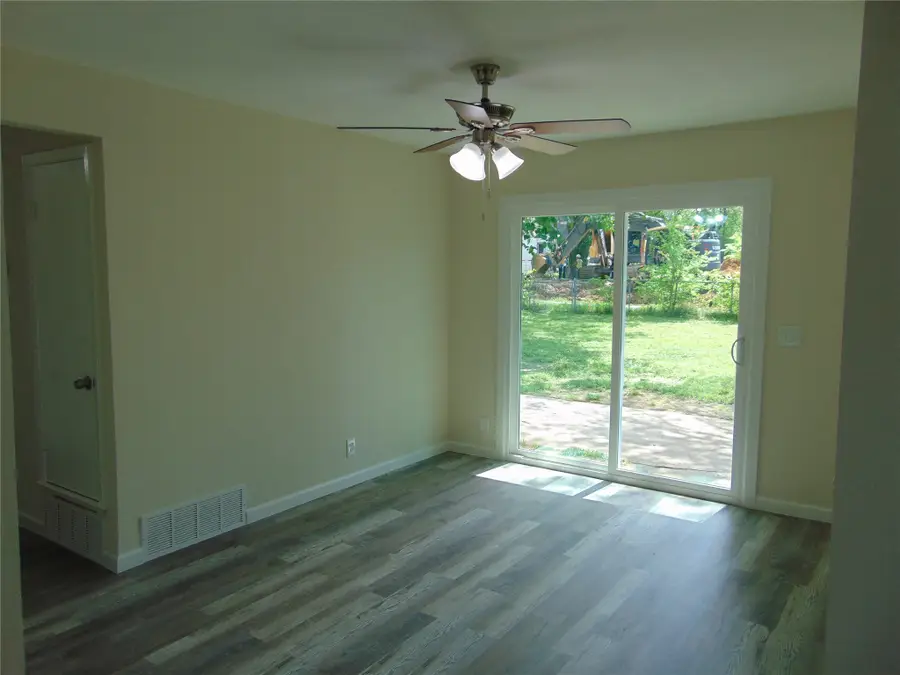 9912 Bluffcreek Drive, Dallas, TX 75227 - #2