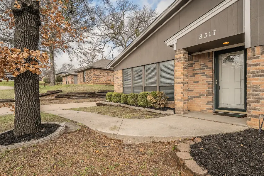 8317 Elm Court, North Richland Hills, TX 76182 - #2