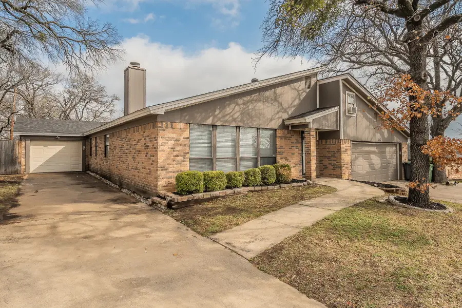 8317 Elm Court, North Richland Hills, TX 76182 - #3