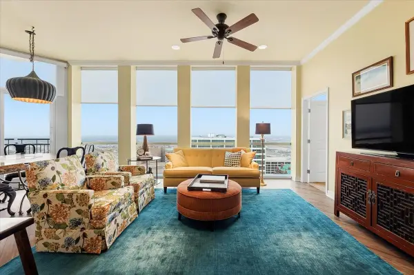 500 Throckmorton Street #2305, Fort Worth, TX 76102